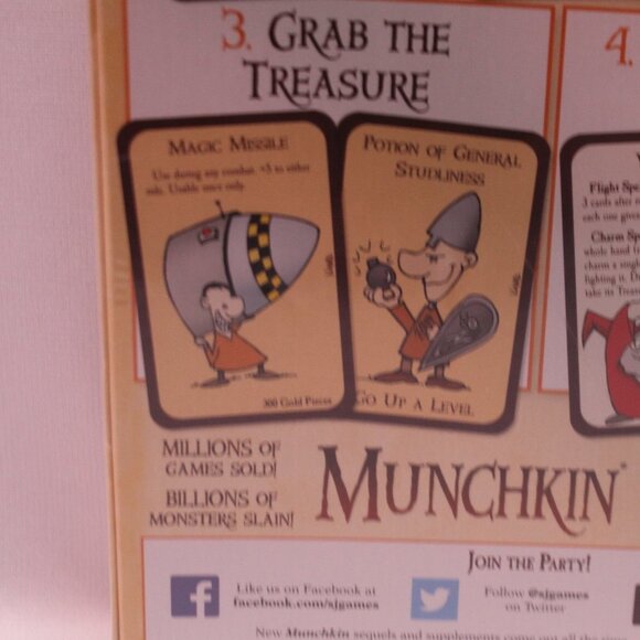 Munchkin Game Designed by Steve Jackson - Picture 6 of 12